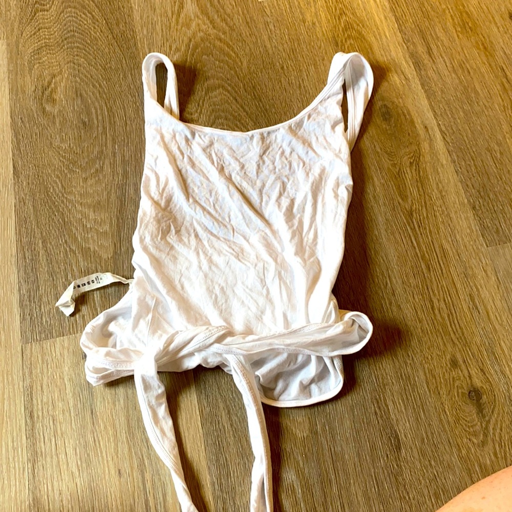 Lululemon tie tank